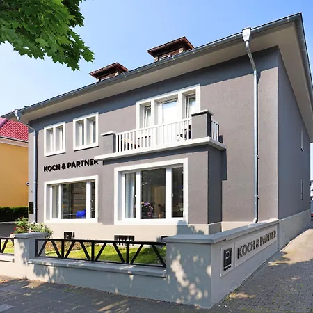 Kwatera prywatna Gaestehaus Friedrichstrasse Ruhiges Mit Bad Zum Innenhof